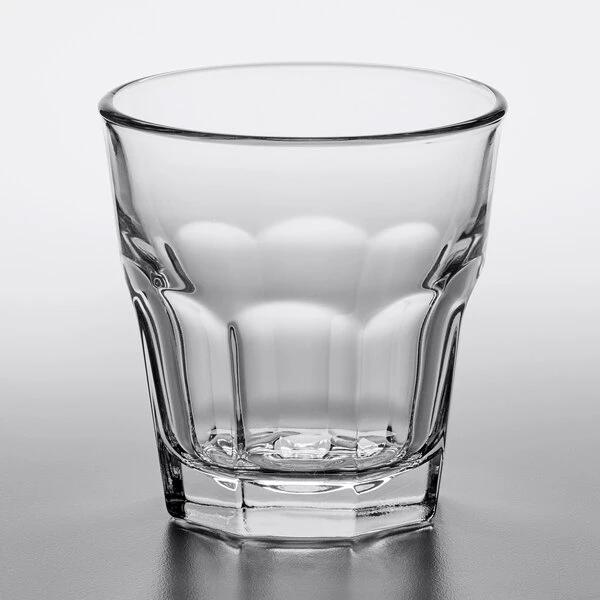 Acopa Memphis 9 Oz. Rocks / Old Fashioned Glass - 12/Pack 4 Acopa Memphis 9 Oz. Rocks / Old Fashioned Glass - 12/Pack - Image 2